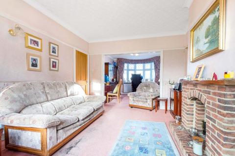23 Lodge Close, Orpington, BR6 0QQ