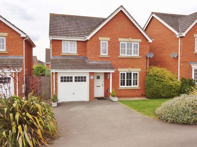Lyveden Way, Oakley Vale, Corby 4 bed detached house £295,000