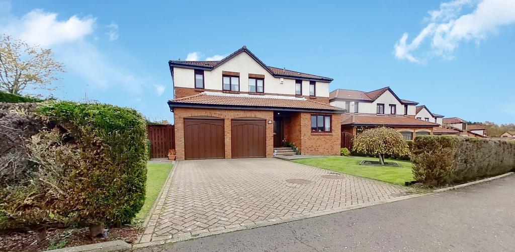 Dunvegan Gardens, Livingston 5 bed detached house £440,000