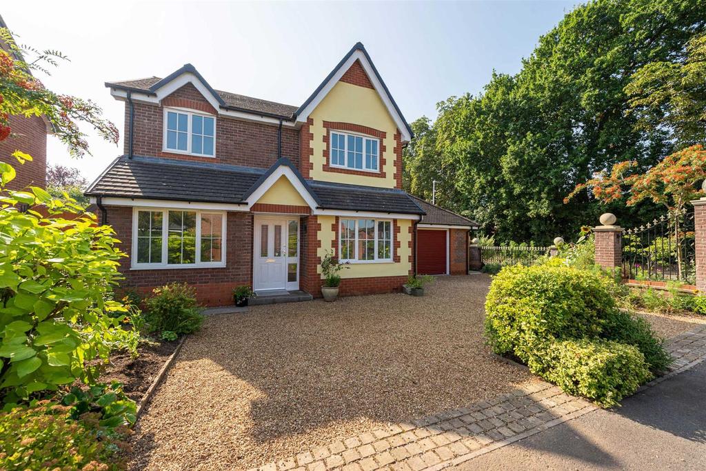 Newland Way, Stapeley, Nantwich 4 bed detached house £425,000