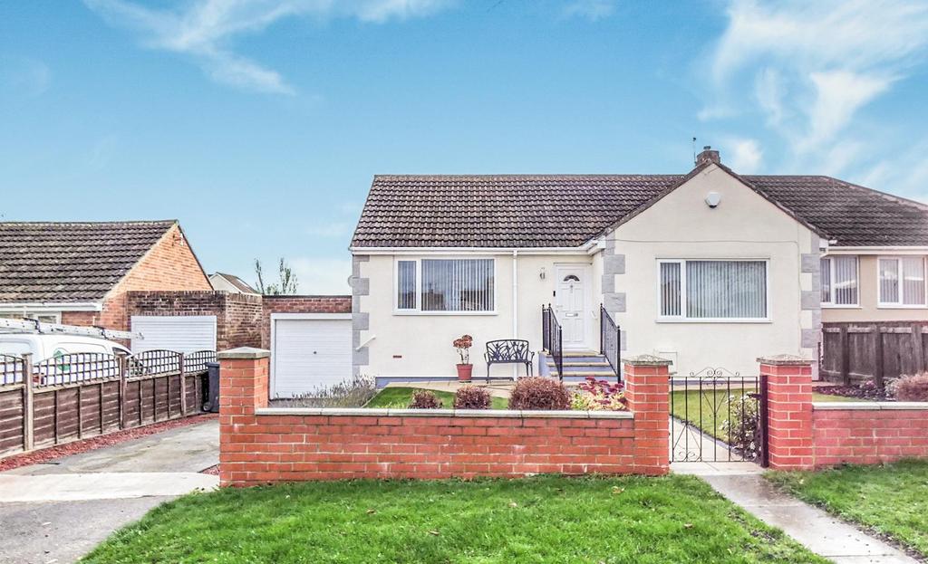 Ash Grove, Kirkhill, Morpeth 2 bed semidetached bungalow £215,000