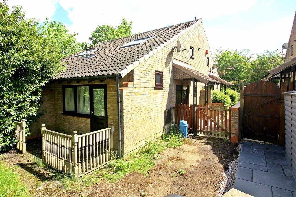 Cadman Square, Shenley Lodge, Milton... 1 bed end of terrace house £
