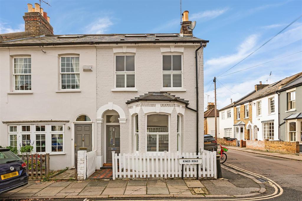 Kings Road, East Sheen, SW14 4 bed end of terrace house £1,050,000