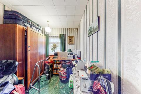 36 Carlton Avenue West, Wembley, HA0 3QU