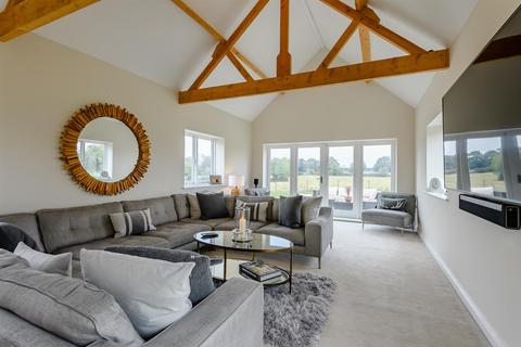 4 bedroom barn conversion for sale - Leicester Road, Lutterworth, Leicestershire, LE17 4LX
