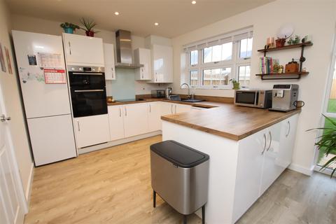 18 Fish Street, Exeter, EX2 7TR