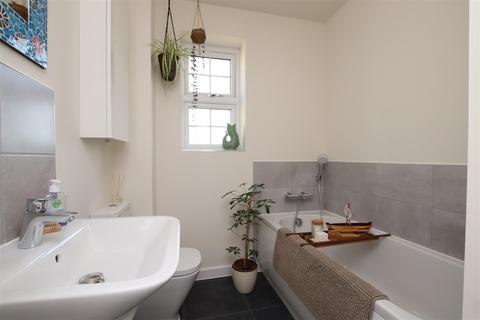 18 Fish Street, Exeter, EX2 7TR