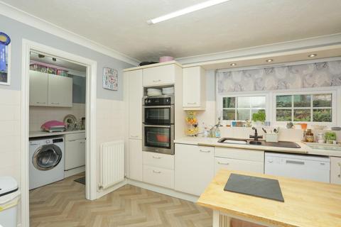 16 Newlyns Meadow, Alkham, Dover, CT15 7QJ