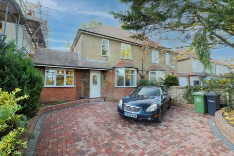 200 High Road, Broxbourne, EN10 6QF