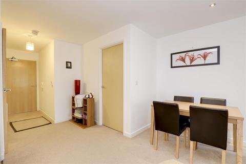 2 bedroom flat for sale - Station Terrace, Hucknall, Nottinghamshire, NG15 7QZ