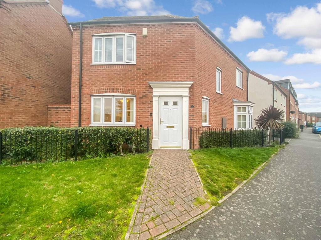 Elizabeth Way, Coventry 3 bed detached house £280,000