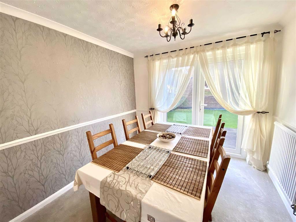 Attractive Dining Room (rear)