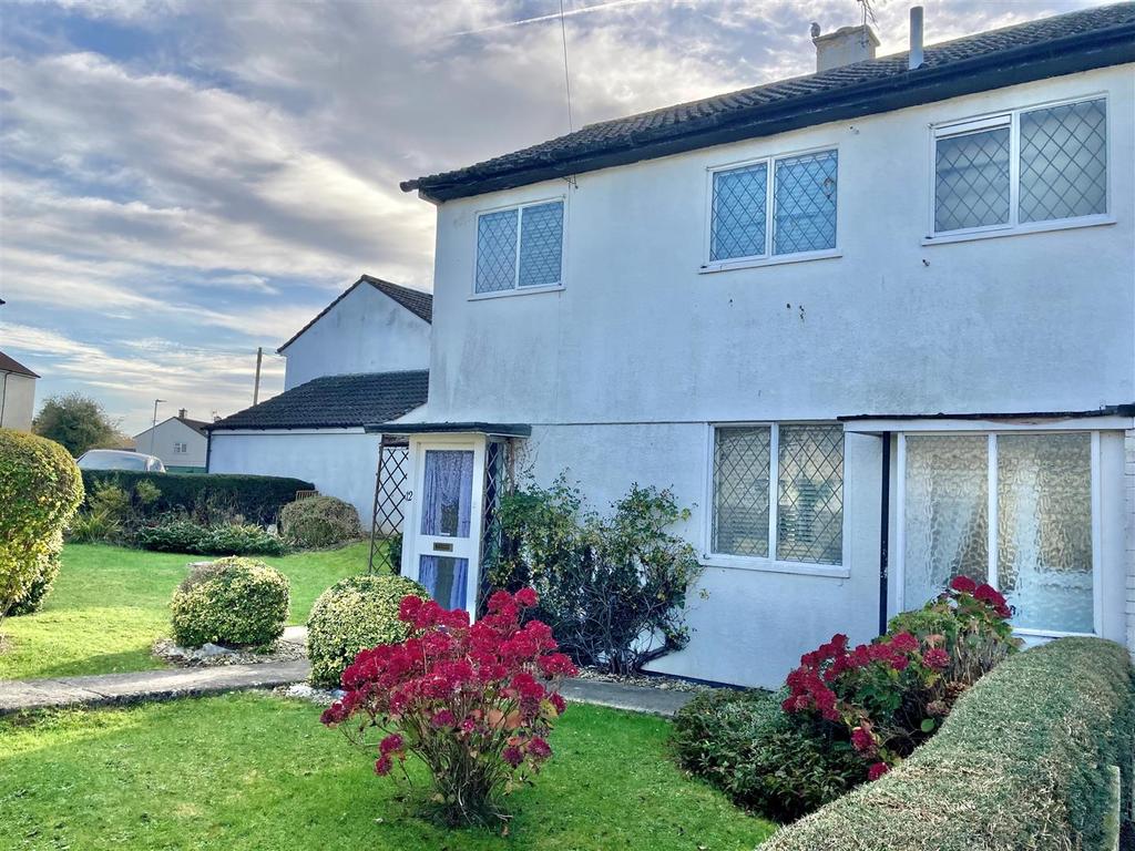 Kemble Road, Tuffley, Gloucester 2 bed end of terrace house £165,000