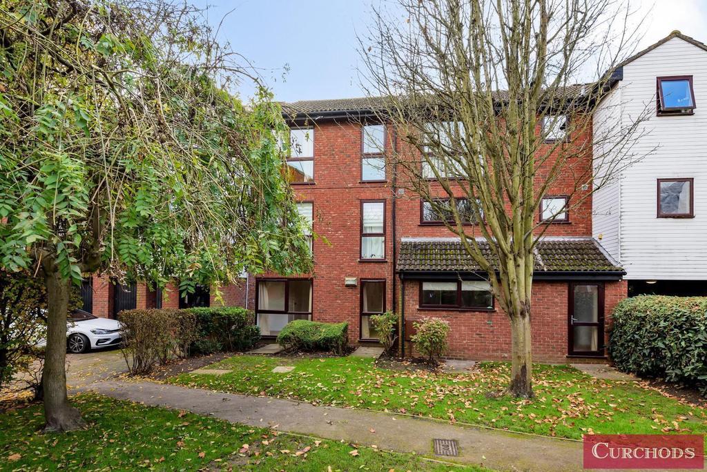 Claremont, Laleham Road, Shepperton... 1 bed flat £225,000