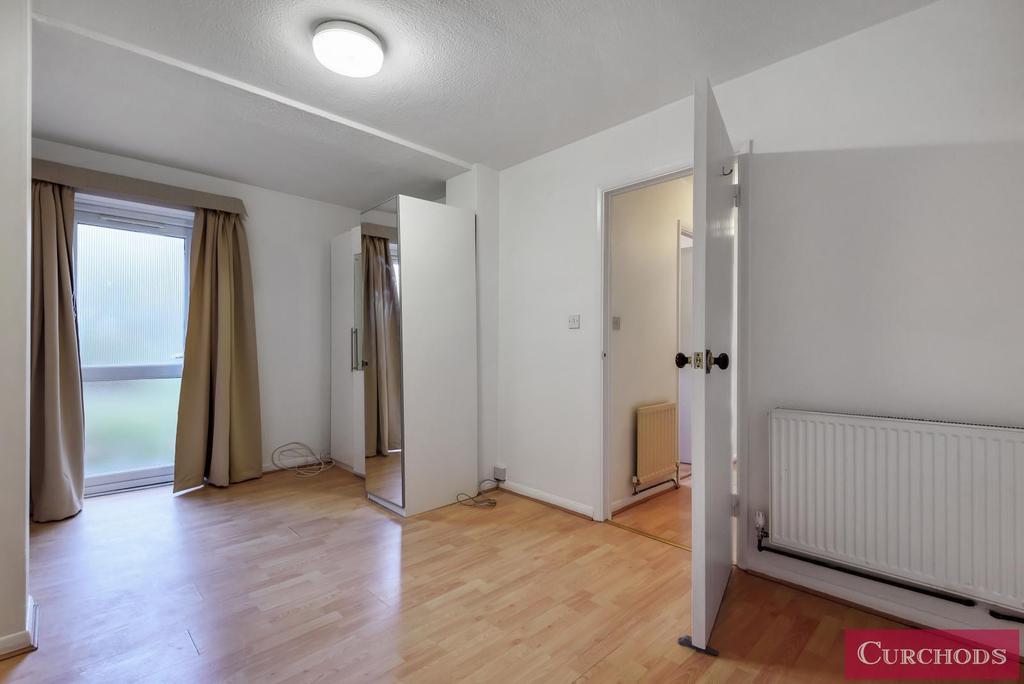 Claremont, Laleham Road, Shepperton... 1 bed flat £225,000
