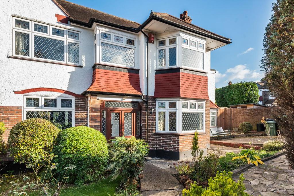 Roxburgh Road, West Norwood 5 bed semidetached house £925,000