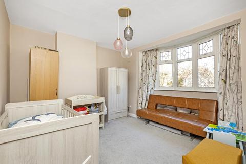 48 Heath Drive, London, SW20 9BG