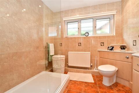 71 Wroxham Way, Bognor Regis, PO22 8ES