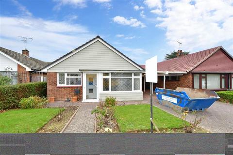 71 Wroxham Way, Bognor Regis, PO22 8ES