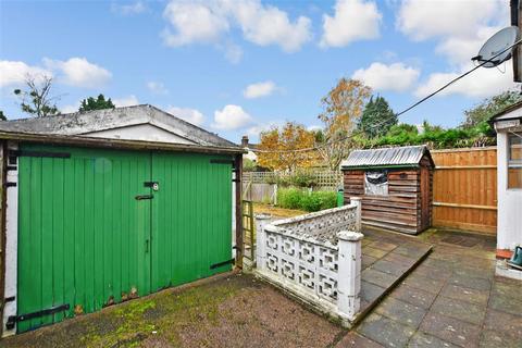 7 Lee Road, Snodland, ME6 5NN