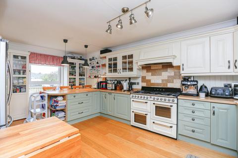 2 Morley Crescent, Stirling, FK7 0PX