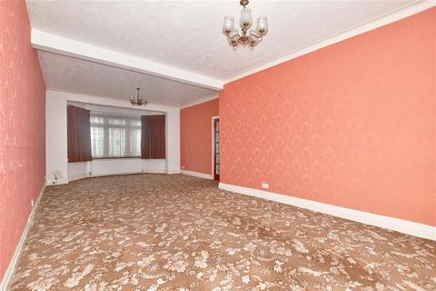 3 Lynton Crescent, Ilford, IG2 6DH