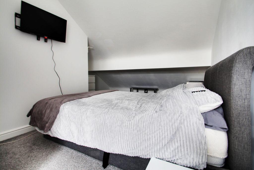 Bedroom 3 (Double)