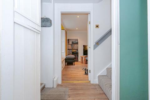 17 Galvelmore Street, Crieff, PH7 4BY