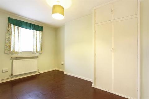 Flat 7, Kipling House Elmington Estate, London, SE5 7JB