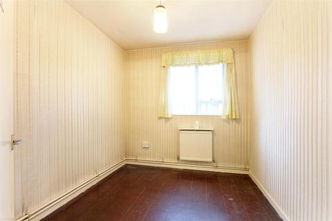 Flat 7, Kipling House Elmington Estate, London, SE5 7JB