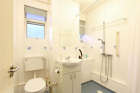 Flat 7, Kipling House Elmington Estate, London, SE5 7JB