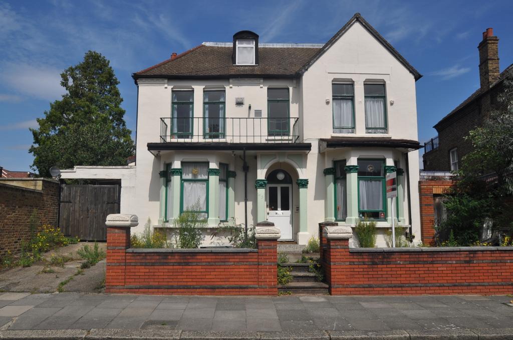 Rosemont Road,Acton,W3 2 bed flat £975 pcm (£225 pw)