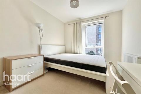 2 bedroom flat to rent, Courier Court, Colindale NW9