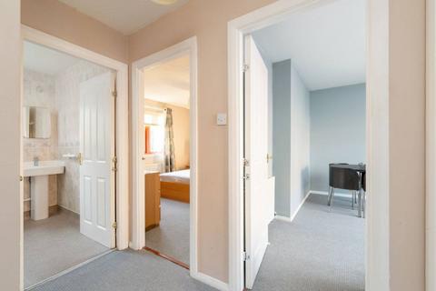 3/1 Harrismith Place, Edinburgh, EH7 5PA