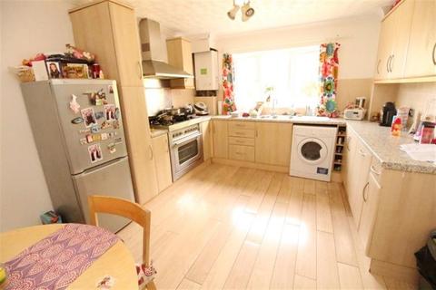 8 Alder Drive, Pudsey, LS28 8RD