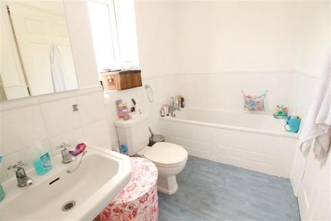 8 Alder Drive, Pudsey, LS28 8RD