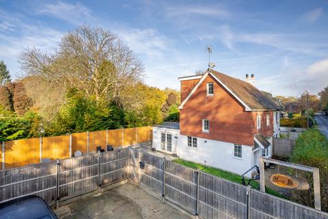 Moss Lea Balcombe Road, Crawley, RH10 3NL