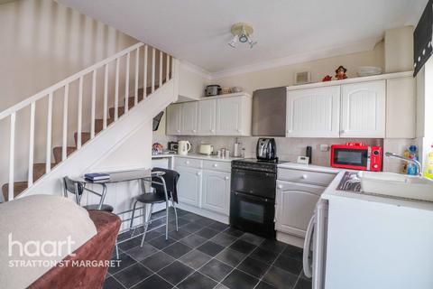 20 Archer Close, Swindon, SN2 7XH