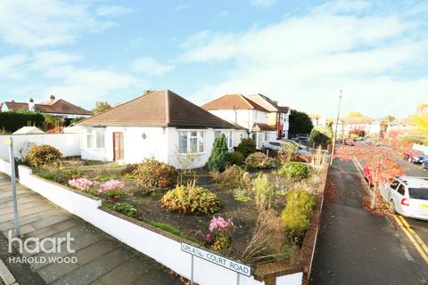 25 Upland Court Road, Romford, RM3 0TT