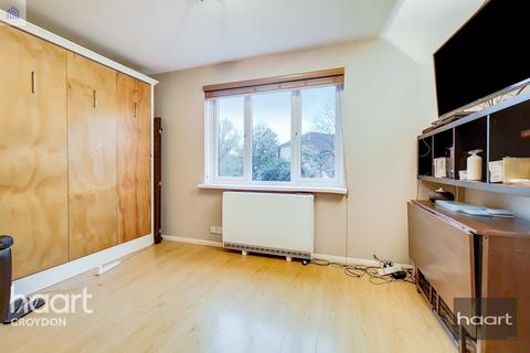 12 Hardcastle Close, Croydon, CR0 6XQ