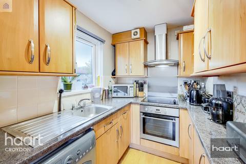 12 Hardcastle Close, Croydon, CR0 6XQ