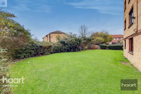 12 Hardcastle Close, Croydon, CR0 6XQ