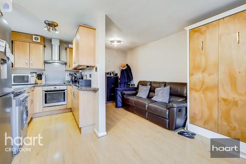 12 Hardcastle Close, Croydon, CR0 6XQ