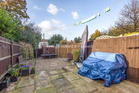 5 Cheyne Park Drive, West Wickham, BR4 9LQ