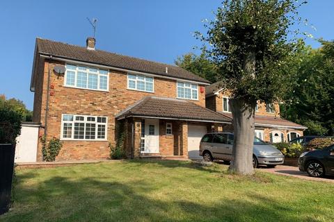 4 bedroom detached house to rent, Watery Lane, Hp10