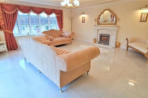 4 bedroom detached house for sale - St Andrews Close, Mayals, Swansea, City And County of Swansea.