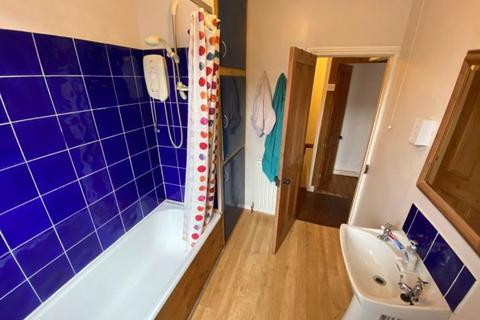 2 bedroom house to rent, Thornville Ave, Leeds