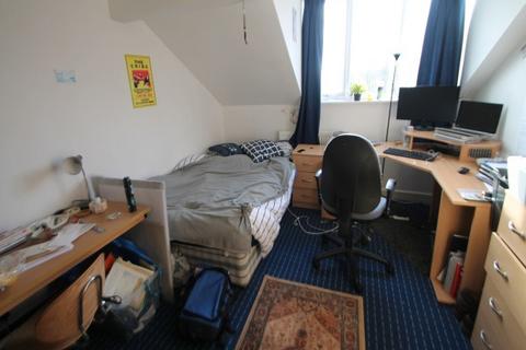 9 bedroom house to rent, Cardigan Road, Leeds