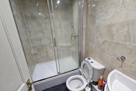 9 bedroom house to rent, Bainbrigge Road, Leeds