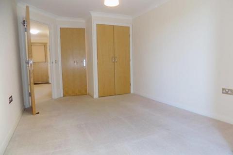 2 bedroom flat to rent, Higher Warberry Road, Torquay